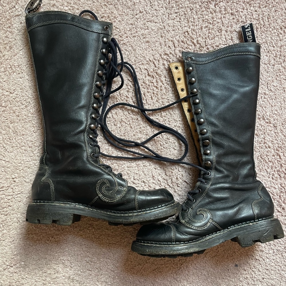 Vintage John Fluevog Leather Black Lace-up Boots